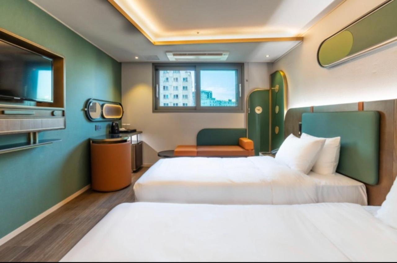 L&L Central Hotel Jeju Exterior foto